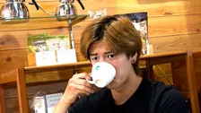 「コーヒーで自信をつける」ロス世代の司令塔・川崎F大関友翔の意外な素顔　「相手の矢印を折る」プレーでアジアの頂点へ【KICK OFF! J】