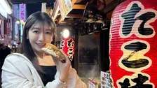 【 穂川果音 】〝背徳の味〟大阪の夜を堪能〝たこせん〟掲げてご満悦　フォロワー憧れ「一緒に飲みたい」