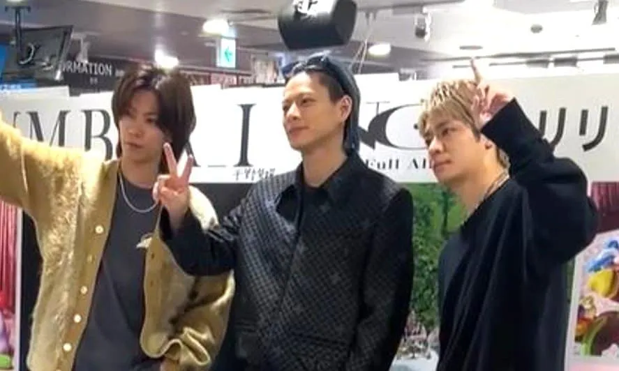 【 Number_i 】 「来てくれて ありがとう！！」　メンバー3人が衣装 ＆ パネル展開催中のタワーレコード渋谷店を訪問