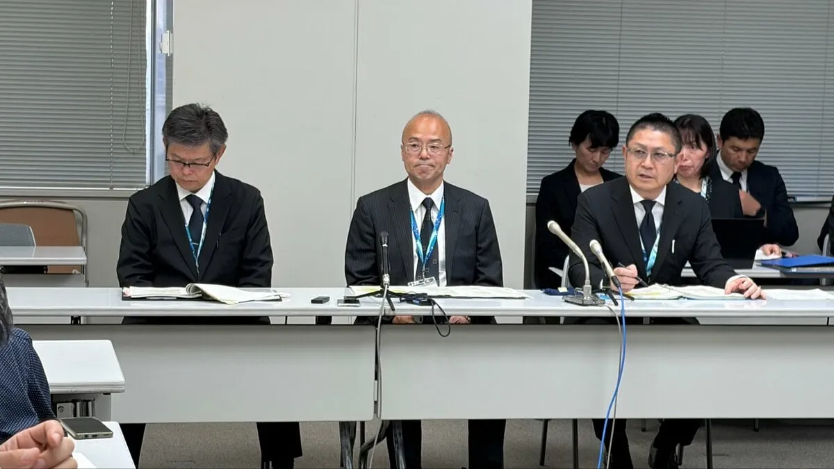 千葉県教育委員会が飲酒後に自転車を運転した男性教諭と女子高校生の体を触った男性教諭2人を懲戒免職