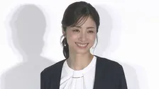 三児の母【 上戸彩 】〝汚い手で「ママ！」って触ってきたり口を拭かれたり〟 奮闘する〝子育て〟明かす