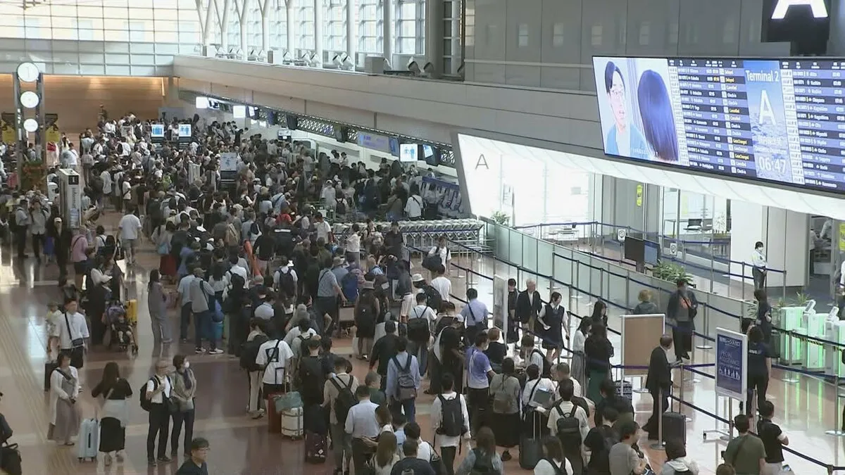 雷雨の影響 きょうも空の便欠航相次ぐ　ANA70便・JAL42便が欠航