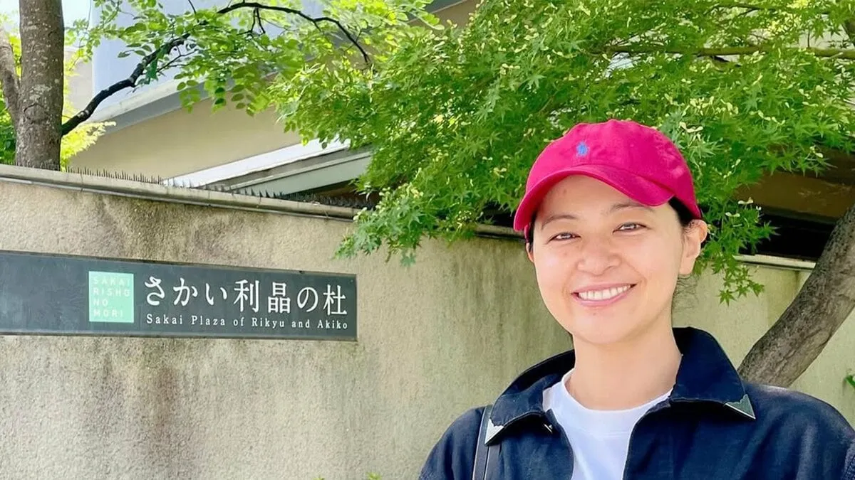 【 黒谷友香 】　「表千家のお茶を習っているのもあって、ずっと行ってみたかったんだ」　千利休ゆかりの地「さかい利晶の杜」を訪問