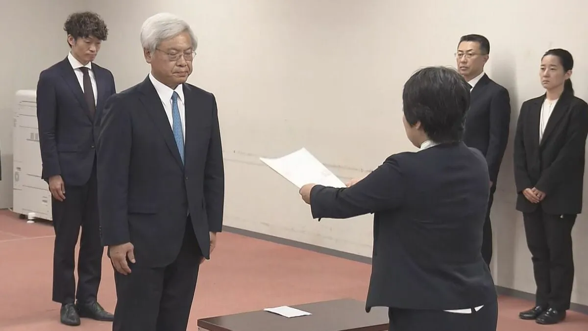 【速報】日本郵便に貨物事業許可取り消しの行政処分　「点呼」未実施や記録改ざんも　対象のトラックなど約2500台が5年間使用出来ず