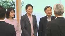 天皇ご一家　御料牧場で7日間の静養終え帰京