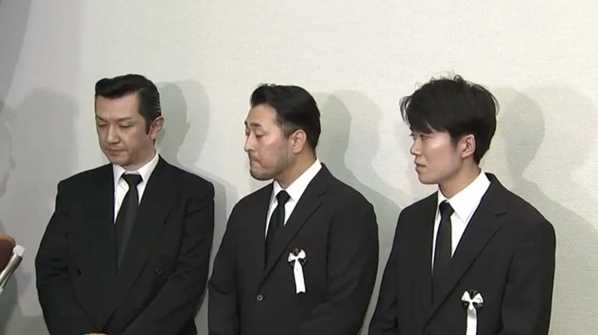 【 橋幸夫さん・通夜 】　二代目橋幸夫 yH2　が追悼　「尊敬する大先輩であり、師匠でもあり、父親」