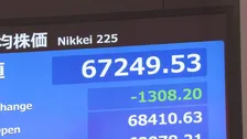 日経平均株価 一時1300円超下落 中東情勢の先行き不透明感が強まり 売り注文広がる