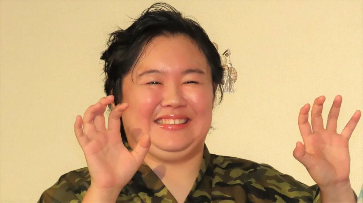 【 やす子 】　事務所の意向で　「はい～」 & 「迷彩服」　抑えめに　「キャラ変しています」と告白 「マネージャーさん、ありがとう！」と前向き感謝