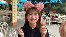 【 秋元真夏 】　ミニーカチューシャでディズニー満喫ショット公開　大流行中の動画アプリ「setlog」挑戦や限定アイスに「可愛すぎる」の声