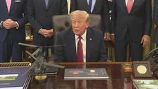 フォークランド諸島の英主権に反対の可能性を示唆　トランプ大統領　国防費の増額要求をめぐる圧力か