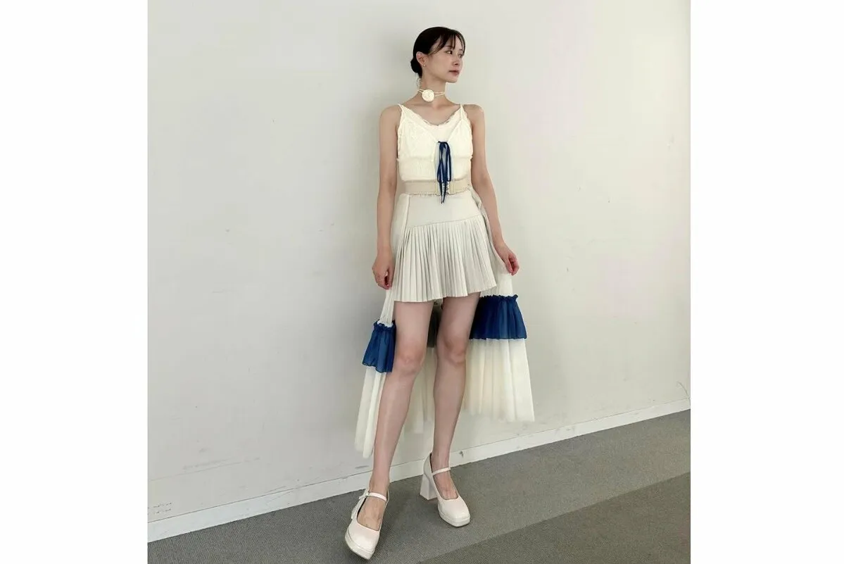 【 朝日奈央 】 「大人だけどアイドルっぽさもある、とっても可愛い衣装を着れて幸せでした」　アイドリング!!!　1日限りの復活ライブ　衣装姿を公開