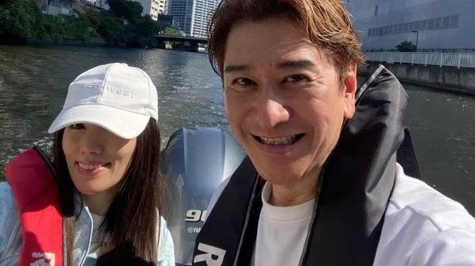 【 川﨑麻世 】船舶免許取得して初の操船　夢は “俺が操船・妻が釣って・俺が寿司を握る” 　東京湾で妻とクルージング
