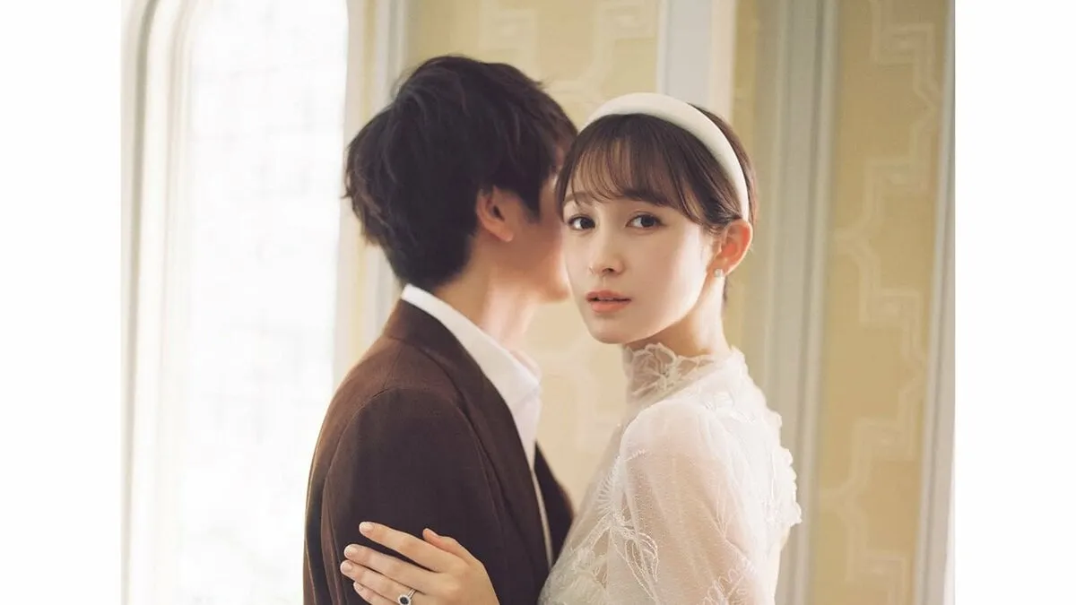【 藤井サチ 】「一般の方」と結婚を発表「彼とならどんな困難も乗り越えていける」ウェディング写真も公開