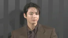 【BTS・ジョングク】銀座に降臨 豪華腕時計を身につけファンを魅了