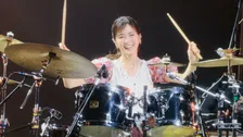 ドラム奮闘【 生田絵梨花 】ツアー完走を報告〝ポニーテールがもげそうなくらい〟本番で夢中にプレイ　フォロワー感嘆「ドラム、かっこよかった～」