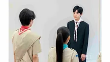 秋篠宮さまと悠仁さま「富士スカウト章」受章47人と懇談　悠仁さまは初