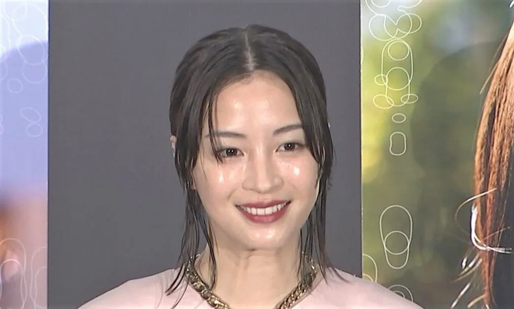 【 広瀬すず 】　映画は「セリフ」と「段取り」で苦労　トイレシーンで監督から「もっとギリギリを攻めてください！」