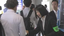 JR新宿駅で痴漢撲滅キャンペーン実施　去年都内で摘発された痴漢事件のうち約7割は電車内で発生　警視庁