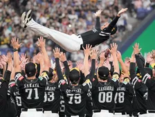　【ソフトバンク】破竹の9連勝で一気に3年連続22度目 リーグ優勝決める！ 小久保監督 球団60年ぶり3度目3連覇の快挙 牧原大がⅤ打