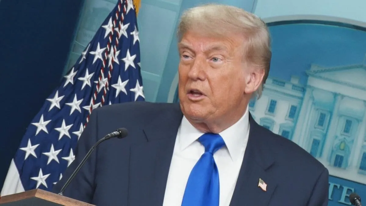 トランプ大統領 シリアへの制裁を終了 大統領令に署名 アサド前政権対象は継続