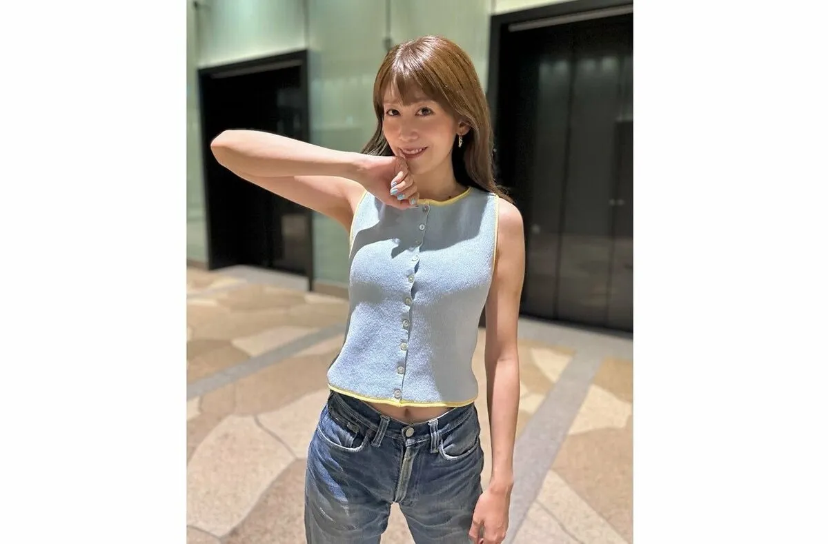 【 中川安奈 】　「ヴィンテージ沼にハマりはじめてます」　最新オフショットを公開