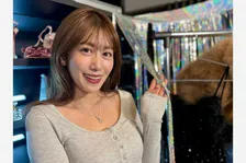 【 中川安奈 】 「よく見たらトップスのボタン1個あいてた　笑」　私服ショットにファン反響　「ラフな格好でも綺麗！」「❤魅力的」