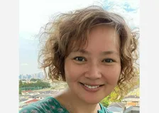 【 洞口依子 】 「リンパ浮腫恐るべしを身を以て体感する」「左脚だけで3キロ減！」　ＳＮＳに綴る　「下肢リンパ浮腫で大事なのは早期治療だよ！」　　