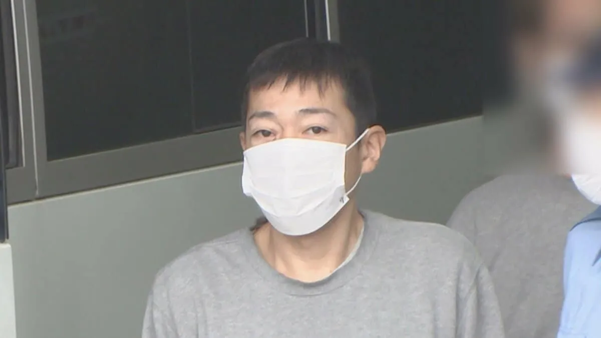深夜の街路灯なく人通り少ない路上で…20代女性に背後から近づき尻触り驚いて倒れた女性に馬乗りになり胸触ったか 44歳の男逮捕　警視庁
