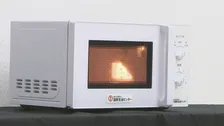 電子レンジの思わぬ落とし穴…　「爆発・発火」は加熱しすぎが原因　サツマイモや水分の少ない冷凍野菜などにも注意