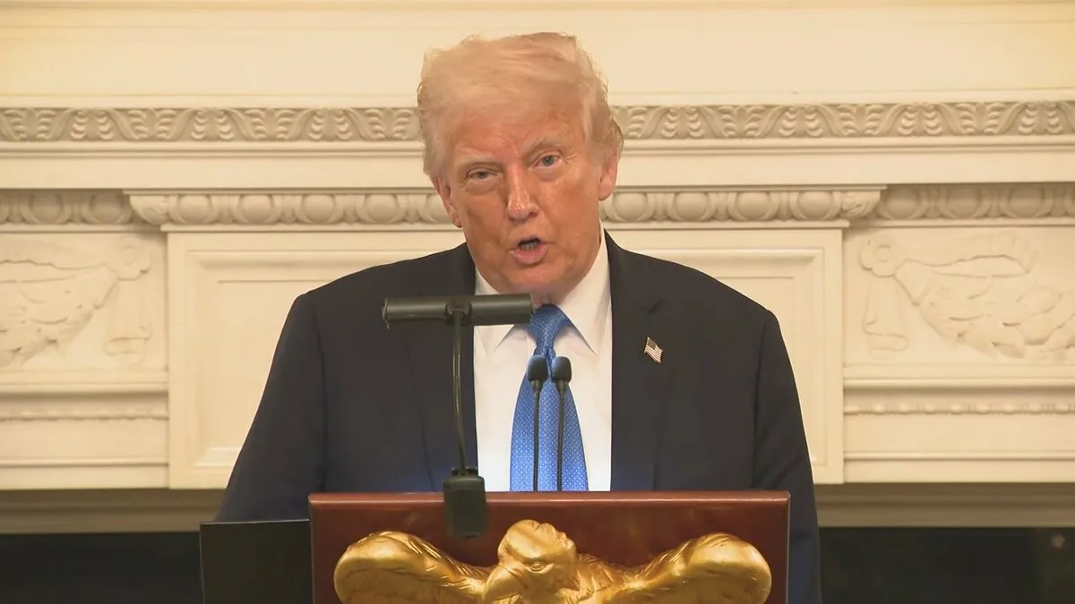 米国以外で生産のiPhoneに「25％以上の関税」 トランプ大統領が表明