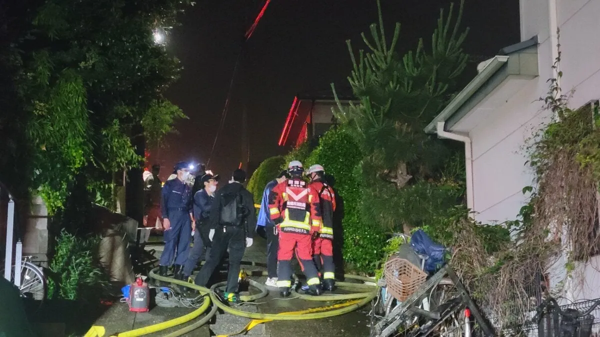 「ストーブが原因ではないか」千葉・船橋市で住宅が全焼　焼け跡から男女2人の遺体　高齢夫婦と連絡取れず