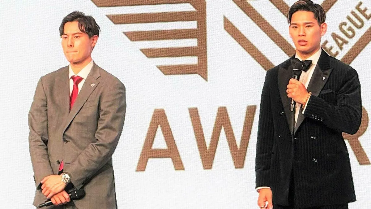 髙橋藍、ベスト6&ベストレシーブ&CS MVPなど受賞「バレーボールすごく楽しかった」女子最優秀新人賞は佐藤淑乃【SVリーグアワーズ】