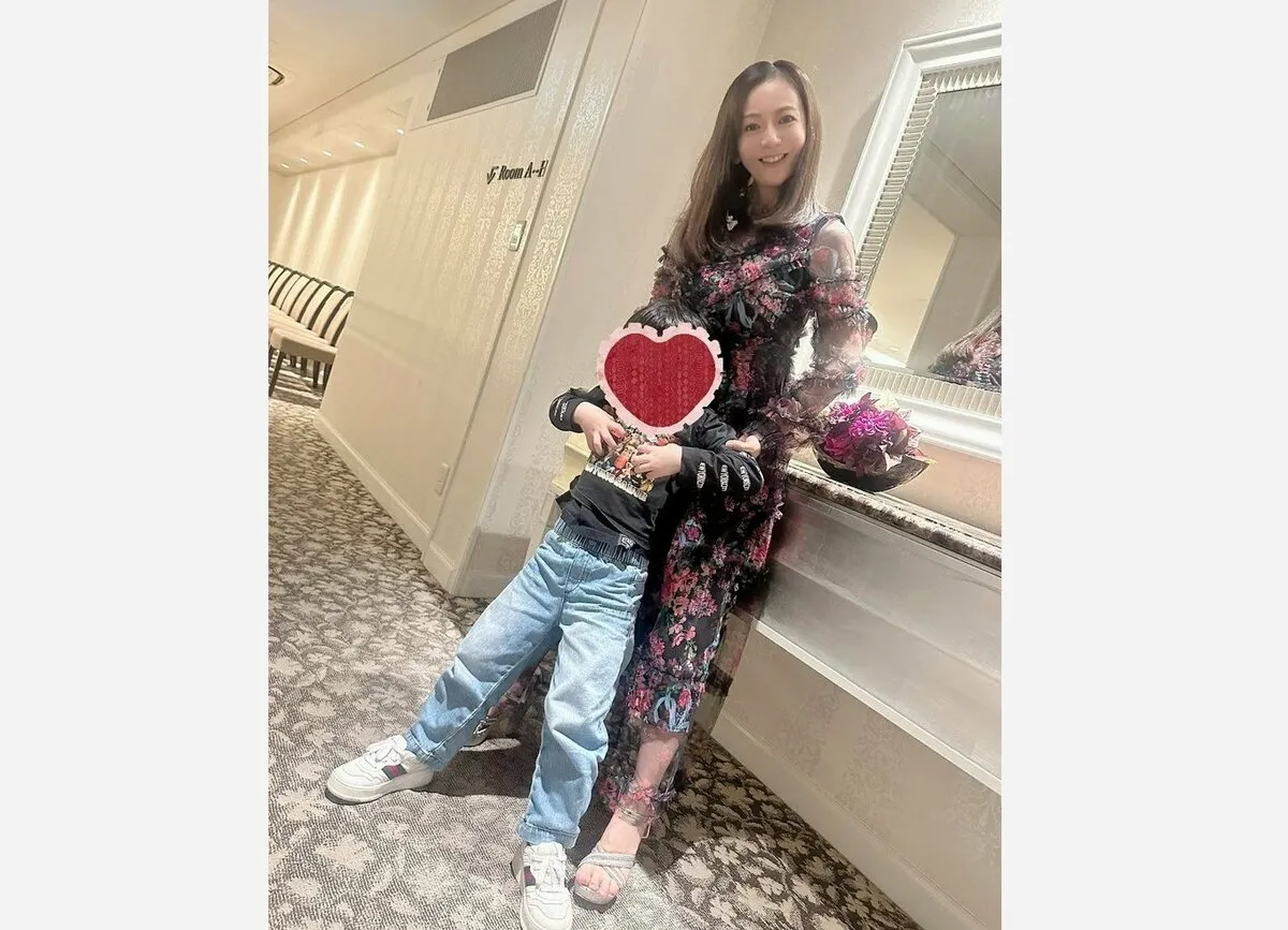 【 華原朋美 】　息子と笑顔で「ケンタッキーデビュー❤」　ＳＮＳに想い　「#こんなに大きくなったんだなぁって」「#保育園で1番背が高い」「#すくすく」