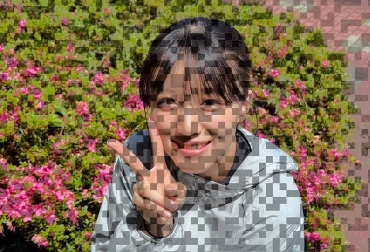 【 僕青・岩本理瑚 】 「暑すぎるとこうなります」　スマホの撮影写真に異常発生　「みなさん今日も暑さから自分のカラダもスマホも守りましょう！！！」「#スマホ壊れた」