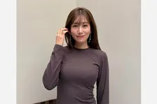 【中川安奈】「新しいワンピースでおでかけ」「ボディラインを綺麗にみせてくれて着心地もいいので大好きです」