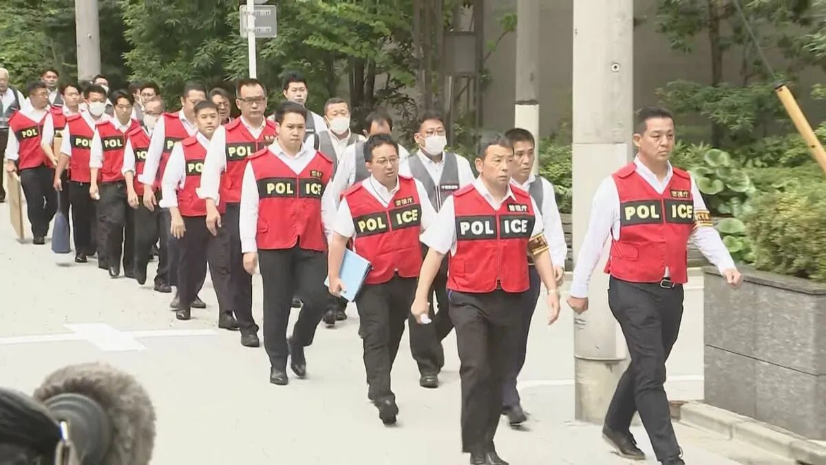 【速報】警視庁などが指定暴力団「住吉会」本部事務所を家宅捜索　港区に移転後初　盗難車にナンバープレート付け替え容疑で幹部男の逮捕受け