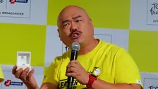 【 クロちゃん 】元恋人・リチへ「復縁してください」と叫ぶもダメだったら「違う子に163万4600円の指輪をあげたい」
