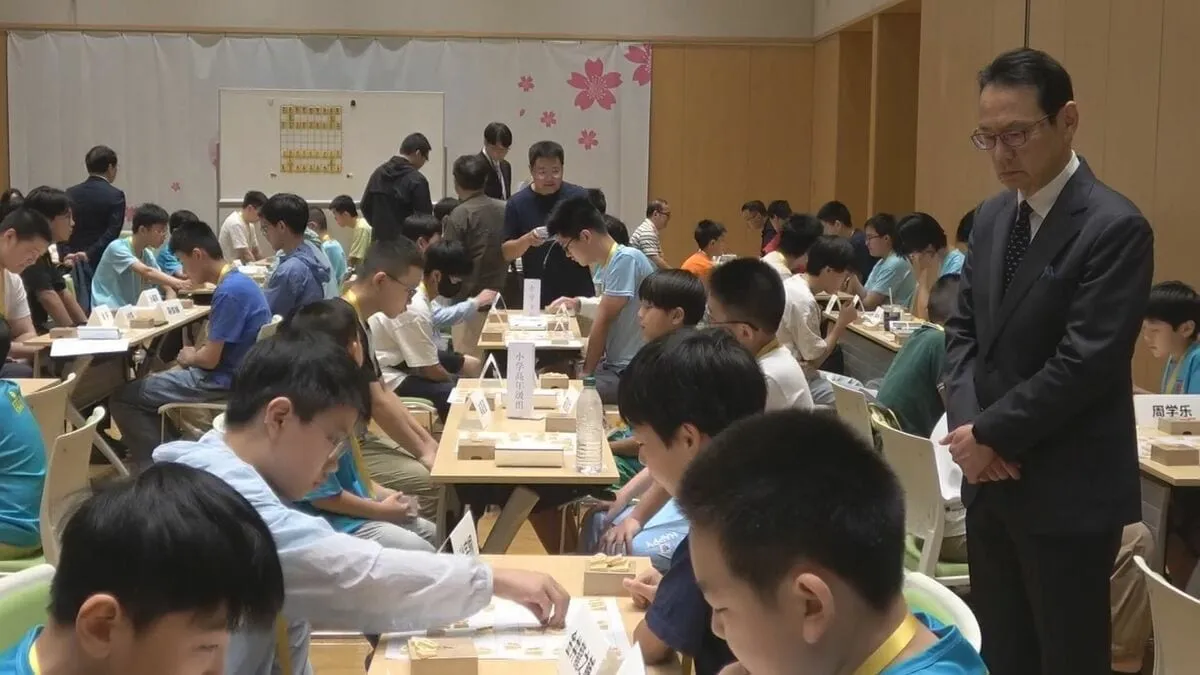 中国・北京で将棋大会開催　日中の子どもたちおよそ100人が参加し真剣対局