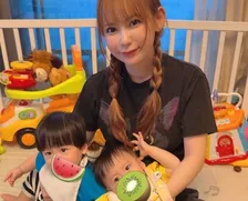 【 中川翔子 】 「双子0歳最後の日！」「あんなにちいちゃかったのに　はやいよお尊かったよー0歳赤ちゃん」