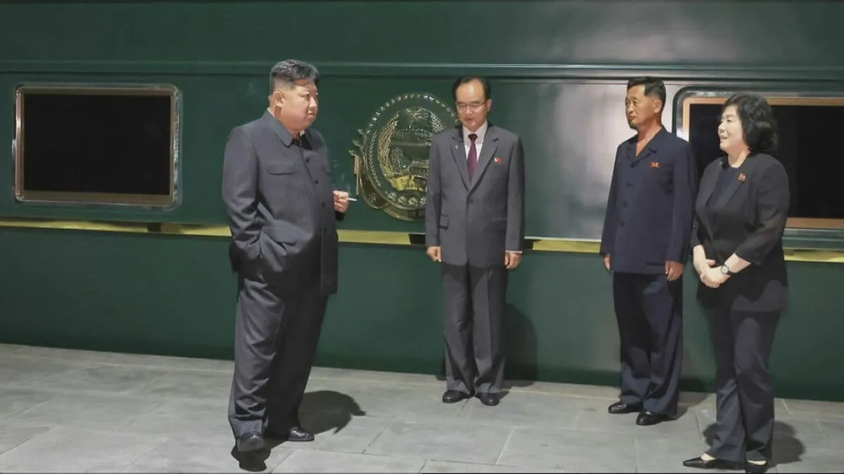 金正恩総書記乗せた専用列車はきょう午後の遅い時間に北京に到着か　韓国の情報機関が分析