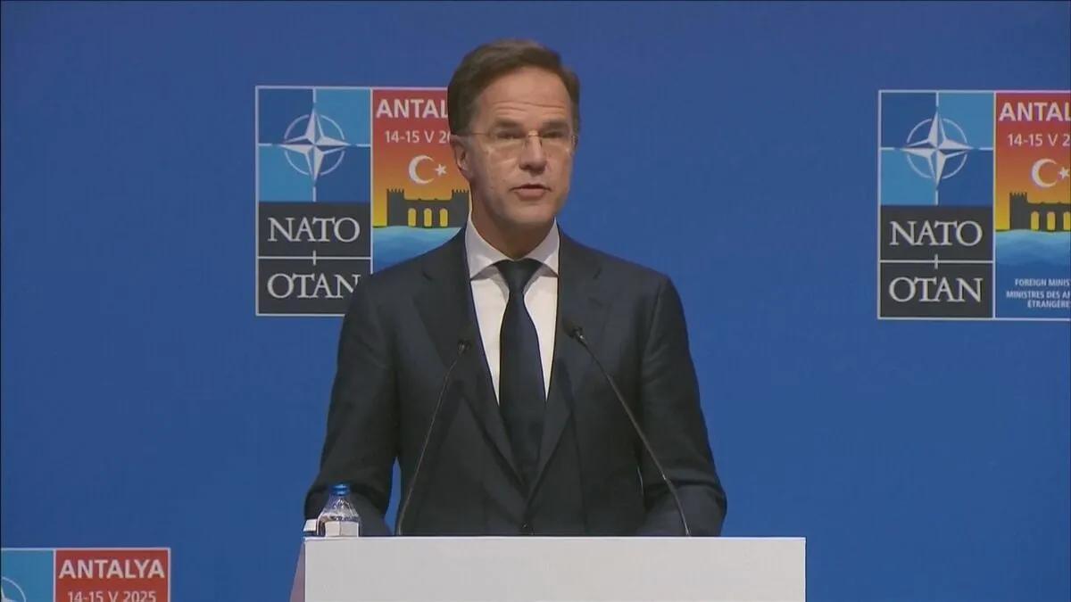 NATO外相会合　国防費2％では「まったく不十分」 増額を協議