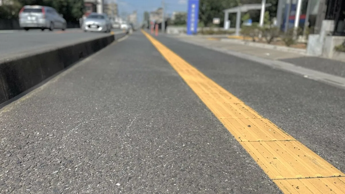 埼玉県南部で連続ひったくり　同一犯か　バイクの男2人組