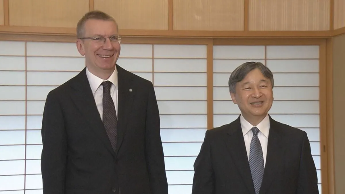 天皇陛下　ラトビアの大統領と御所で懇談　首都リガの町並み保全やラトビアの音楽家などが話題に　ラトビア訪問の招待も