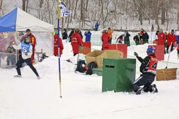 昭和新山で「国際雪合戦」