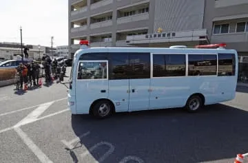 埼玉の中学侵入、自転車を押収