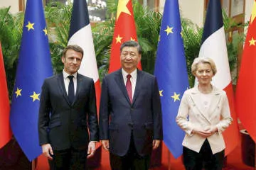 中仏首脳、早期の和平協議訴え