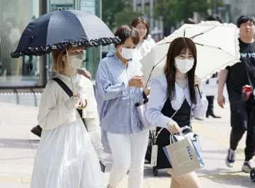 日本列島、各地で今年一番の暑さ