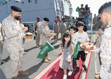 サウジアラビアに船で外国人退避