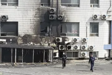 北京の病院火災で15人拘束