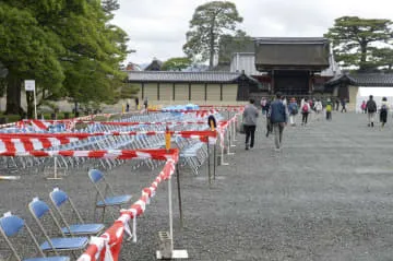 葵祭の行列、16日に順延